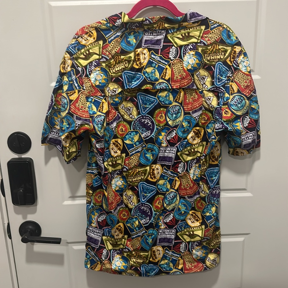 Disney Parks Button Up Shirt Sz S - Picture 3 of 4